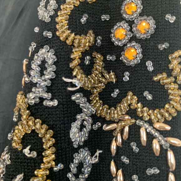 ✨1940’s/1950 VINTAGE Unbranded unique beaded vest - Picture 9 of 15